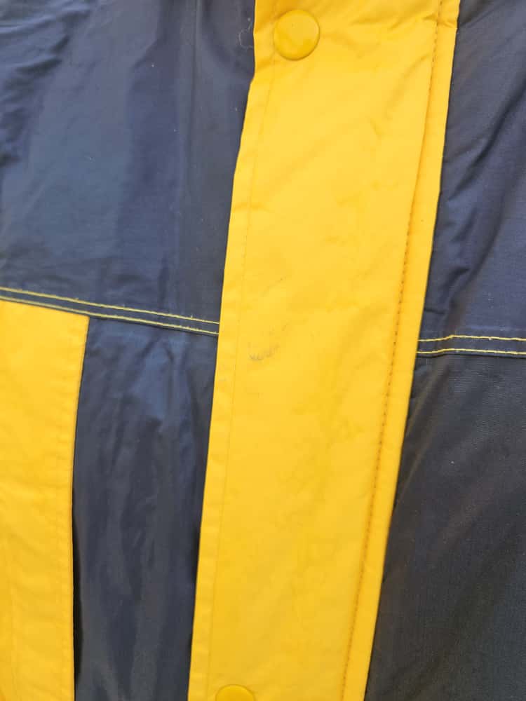 Vintage Berghaus Full Zip Hooded Insulated Yellow/Black Water Resistant Coat - L/Large