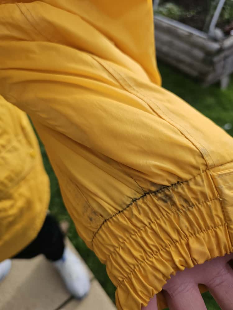 Vintage Berghaus Full Zip Hooded Insulated Yellow/Black Water Resistant Coat - L/Large