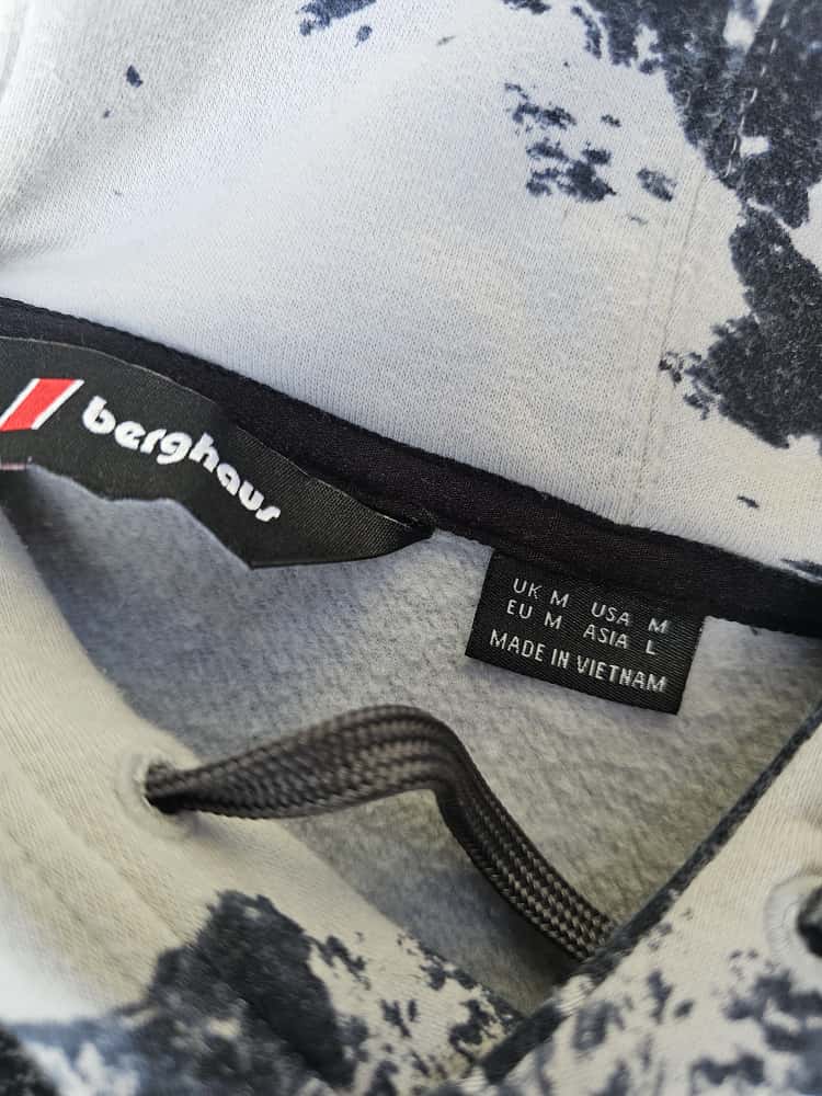 Berghaus Full Grey Mountain Print Pullover Hoodie - M/Medium - Unisex