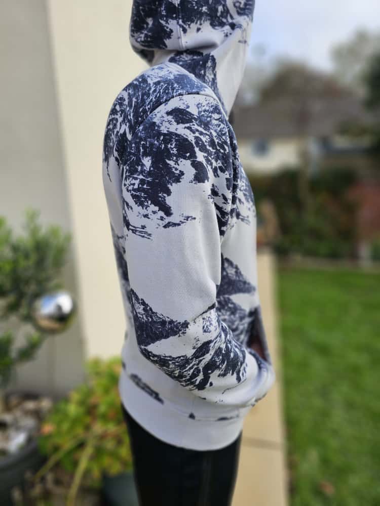 Berghaus Full Grey Mountain Print Pullover Hoodie - M/Medium - Unisex