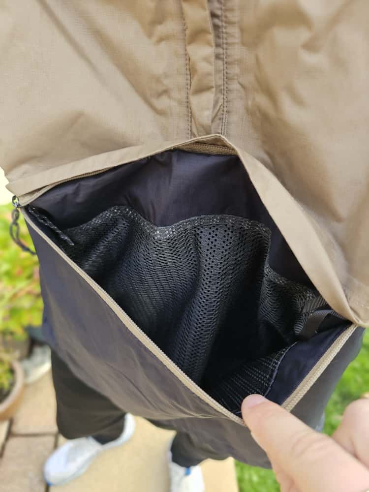 Patagonia H2NO Black/Beige Hooded Torrent Shell Pullover Waterproof WindProof Jacket/Coat - L/Large