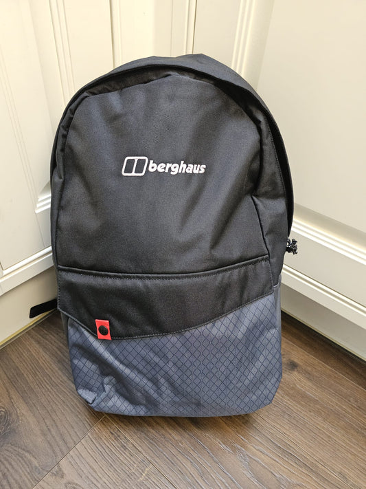 Berghaus Black/Grey Backpack Rucksack M/Medium/25L - NWT - Unisex Hike Walk PE School Uni Gym
