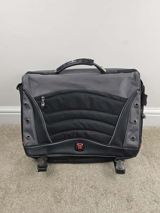 Wenger Swiss Gear 'The Saturn' Black/Grey Business Laptop Office Shoulder/Messenger Bag