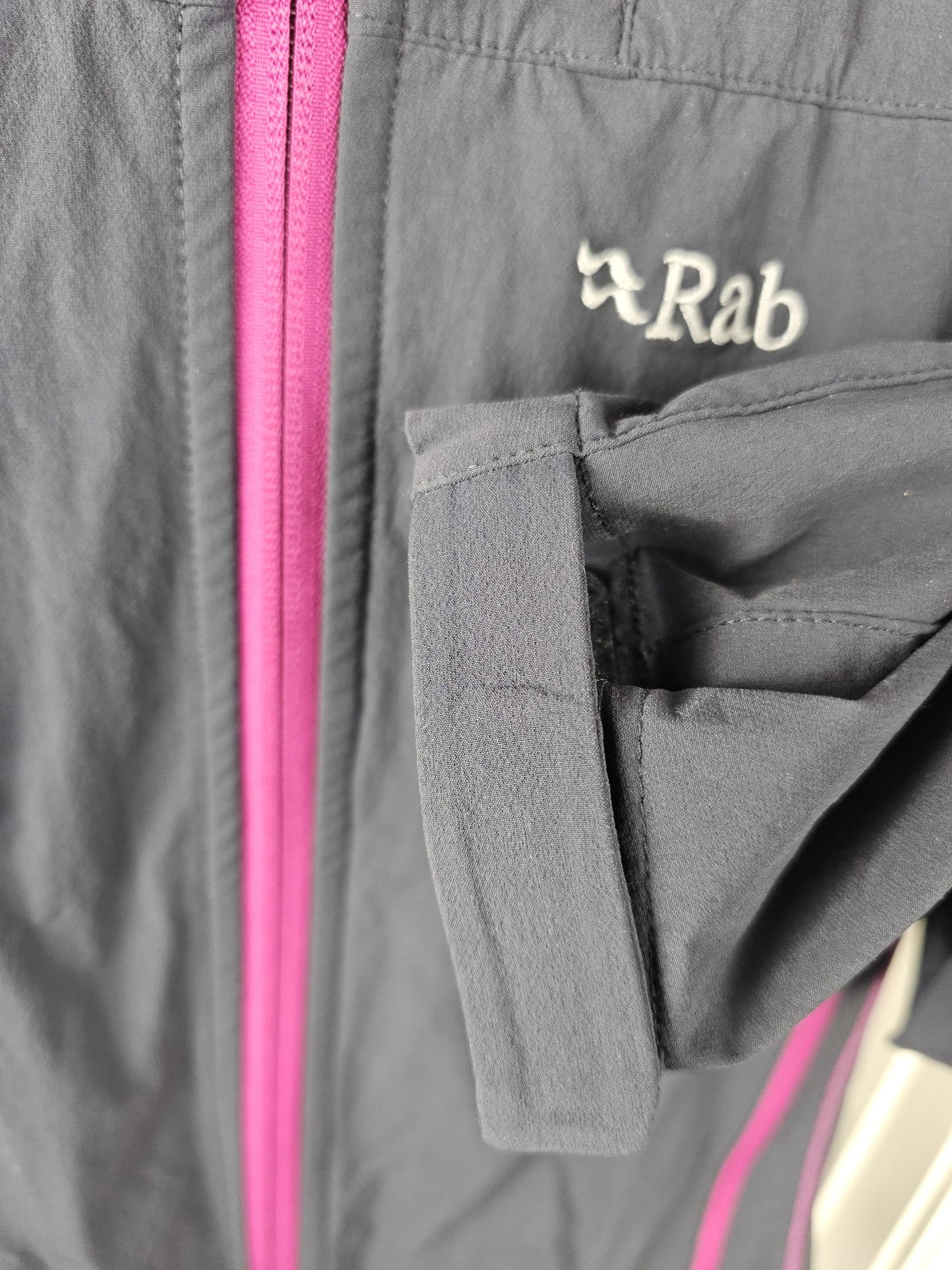 Rab Womens Full Zip Hooded Grey Soft Shell Activewear/Hiking Jacket - UK 12