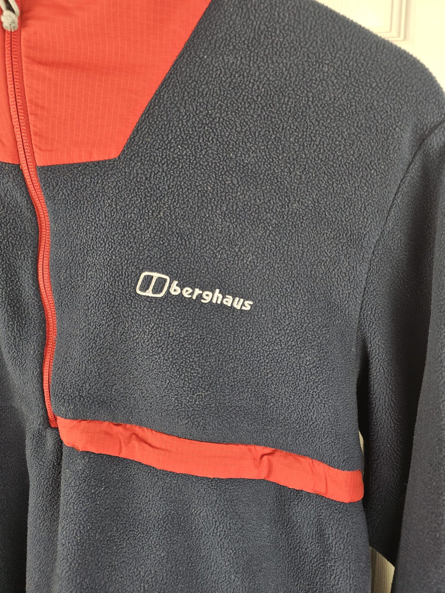 Berghaus Mens Pullover 1/2 Zip Hooded Fleece Jumper - M/Medium - Navy/Red