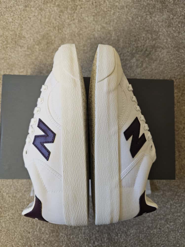 New Balance 100 Mens Trainers/Sneakers -  White/Burgundy