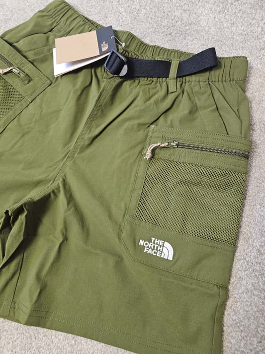 The North Face Pathfinder Mens Green Hiking/Activewear/Utility Shorts - S/Small - W30