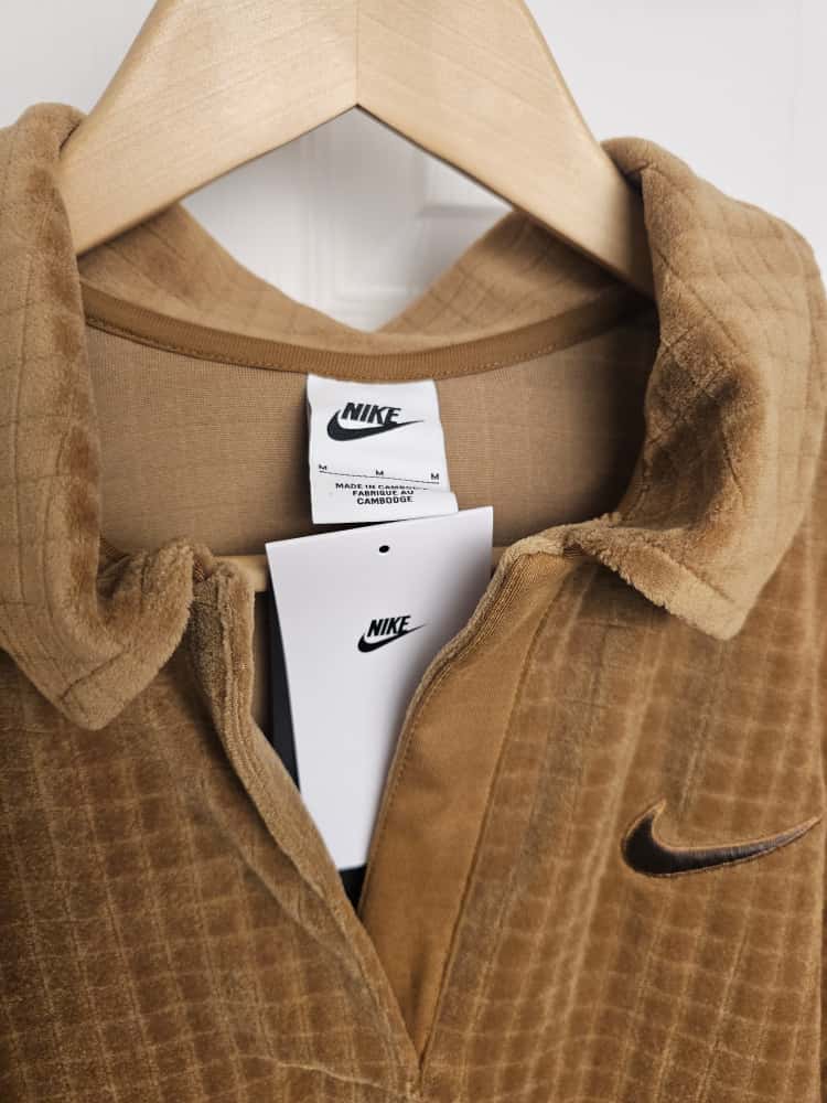 Nike Velour Long Sleeve Waffle Style Polo Top - M/Medium - UK 12-14 / Brown