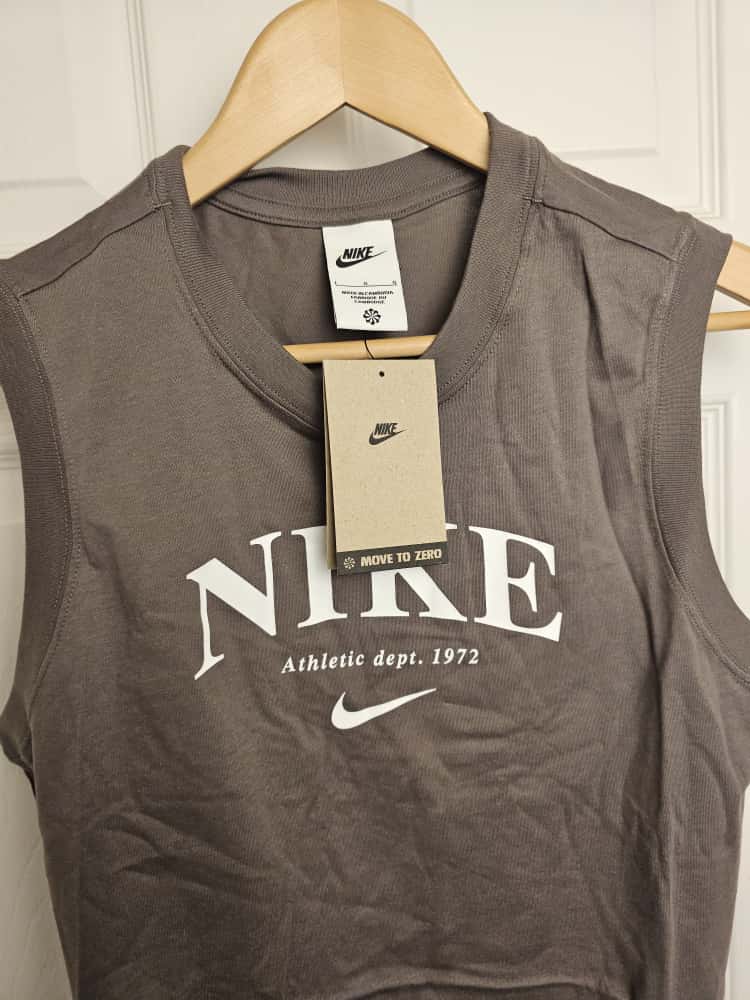 Nike Womens Essential Retro Tank Top - L/Large - Grey