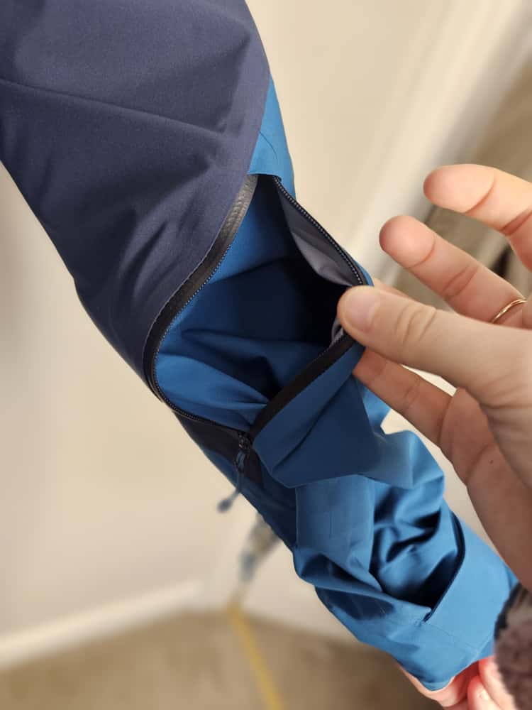 Mens Rab Sharp Edge Pertex Shield AP Full Zip Hooded Alpine Jacket/Coat - L/Large - Blue/Navy