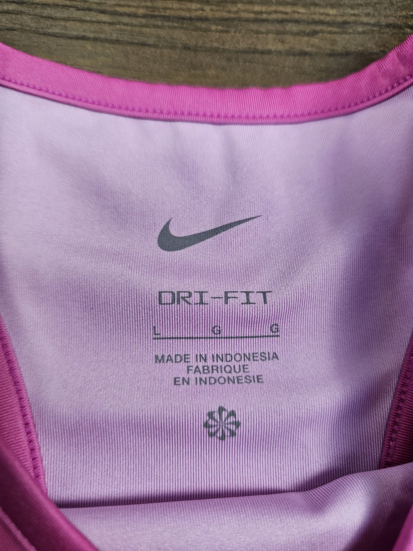 Nike Pro Training Womens Dri-Fit Activewear/Gym Bundle - Vest Top And Booty Shorts - L/large