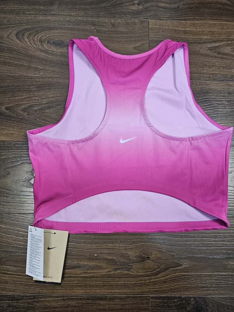 Nike Pro Training Womens Dri-Fit Activewear/Gym Bundle - Vest Tops And Booty Shorts - L/large