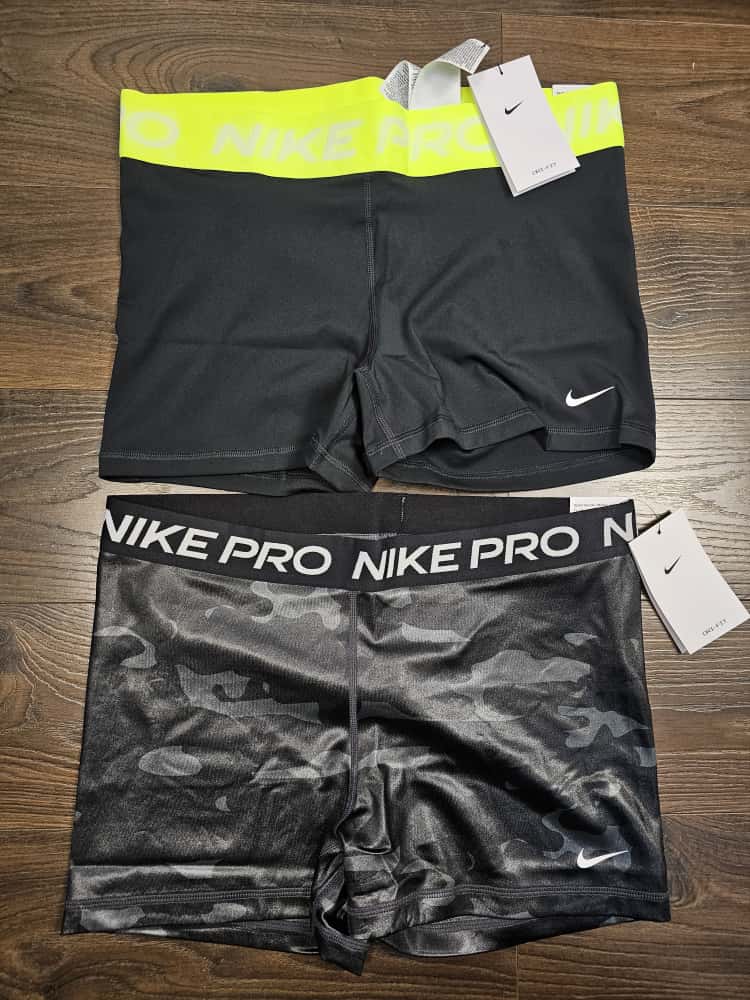 Nike Pro Training Womens Dri-Fit Activewear/Gym Bundle - Vest Tops And Booty Shorts - L/large