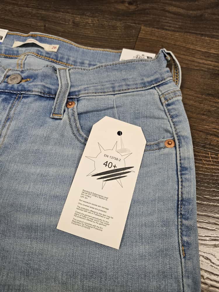 Levi's Womens Boyfriend Fit Mid Rise Tapered Leg Blue Jeans - W26/L30