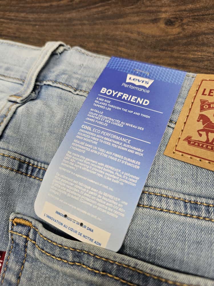 Levi's Womens Boyfriend Fit Mid Rise Tapered Leg Blue Jeans - W26/L30