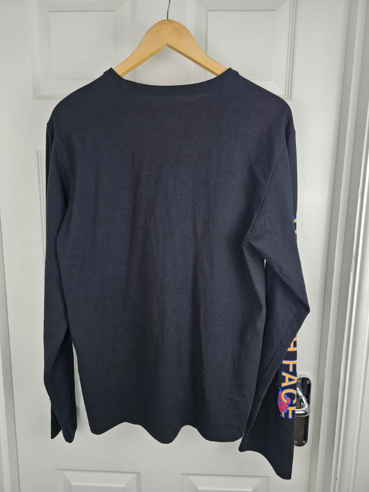 The North Face Mens Long Sleeve Tiger Print T-Shirt - M/Medium - Black