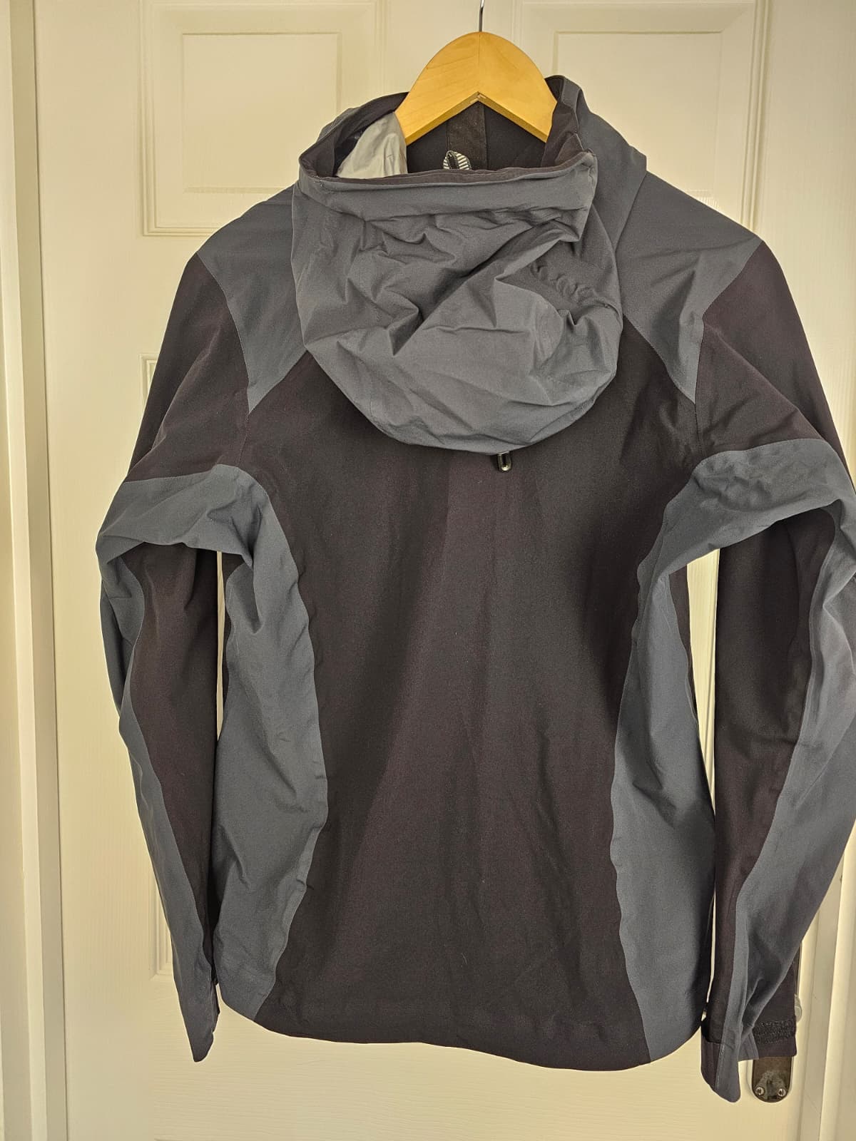 Rab Womens Pertex Shield Pro Full Zip Hooded Activewear/Hiking/Climbing Hooded Rain Jacket - UK 14