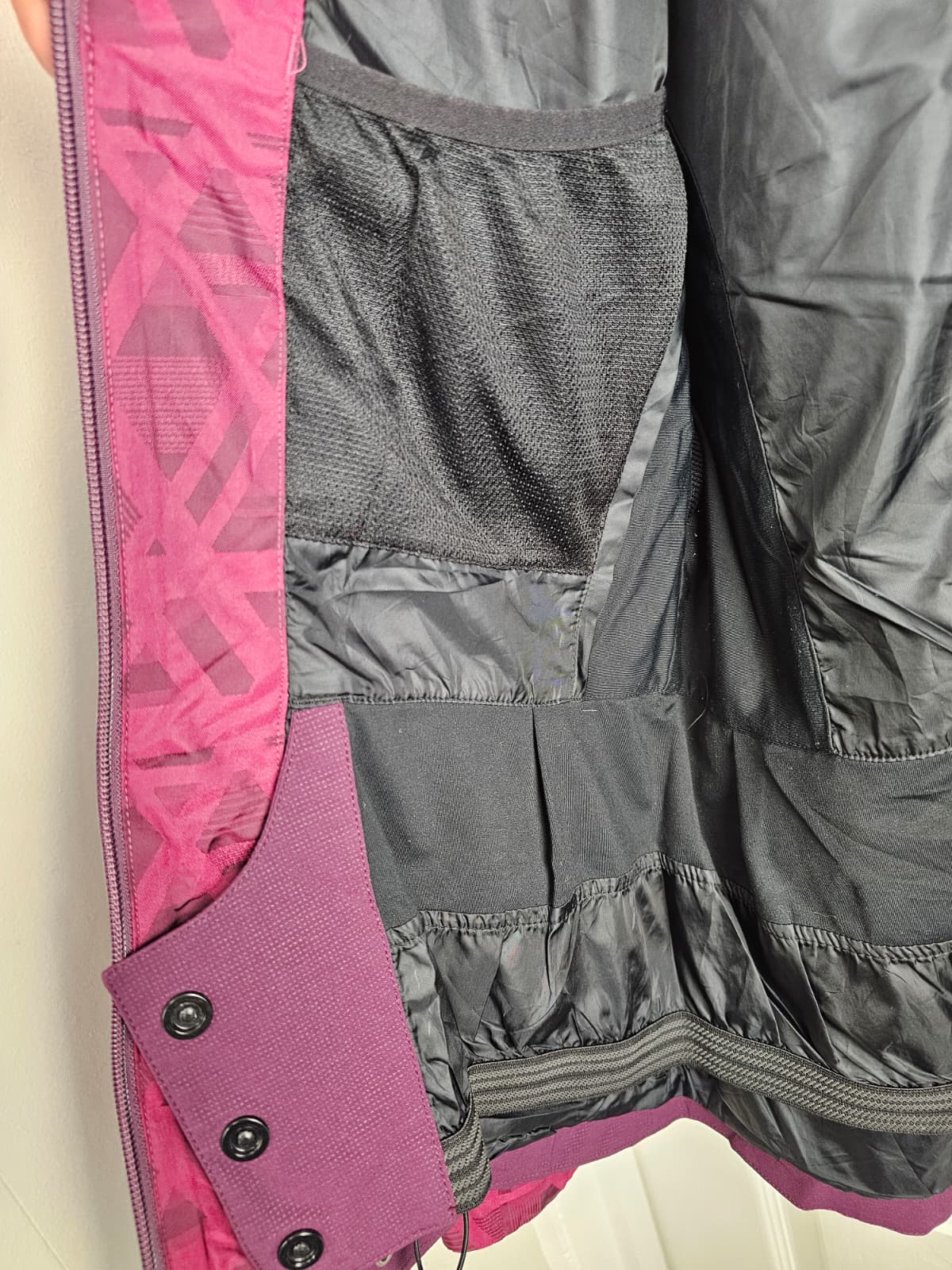 Columbia Titanium Womens Full ZiP Hooded Ski/Snowboarding Jacket - S/Small - Purple/Burgundy
