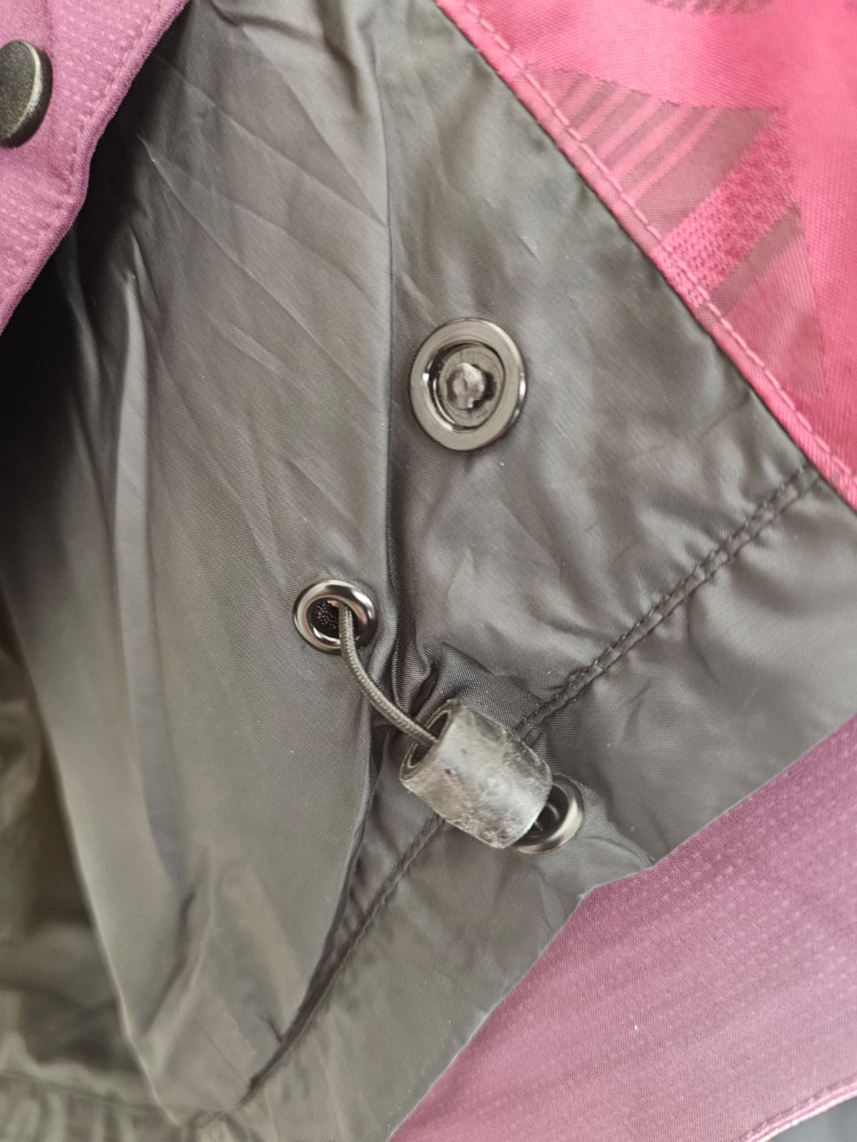 Columbia Titanium Womens Full ZiP Hooded Ski/Snowboarding Jacket - S/Small - Purple/Burgundy
