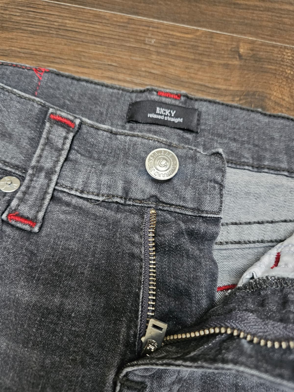 True Religion Mens Jeans - Relaxed Straight Fit