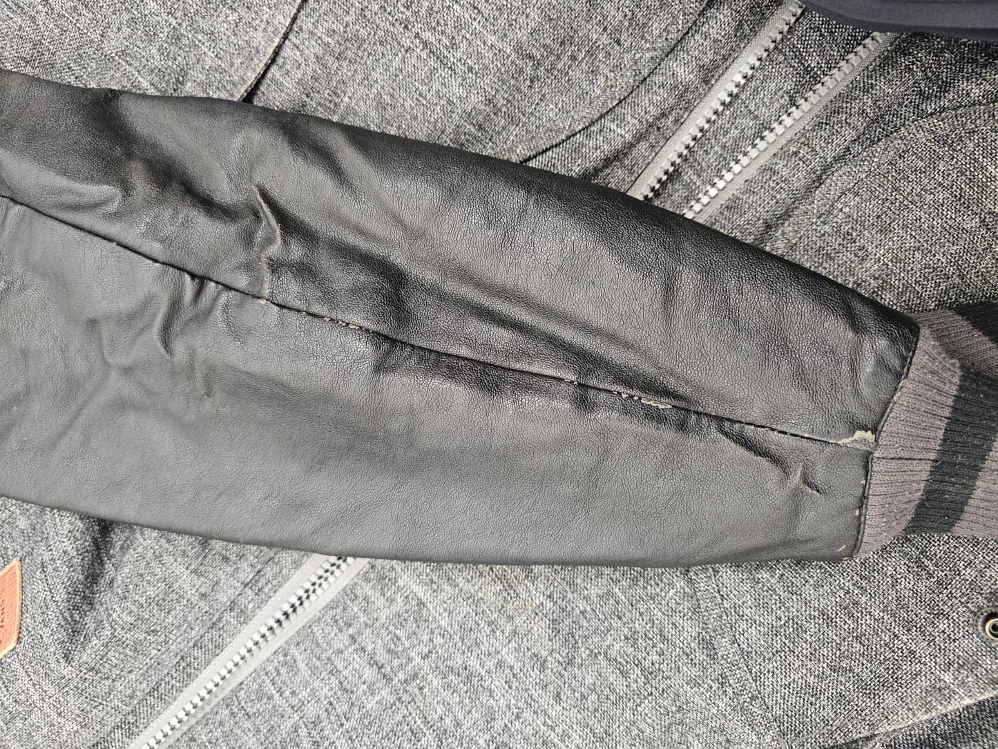 Awesome Vans Rutherford Mountain Edition Jacket Coat M/Medium Full Zip Winter**