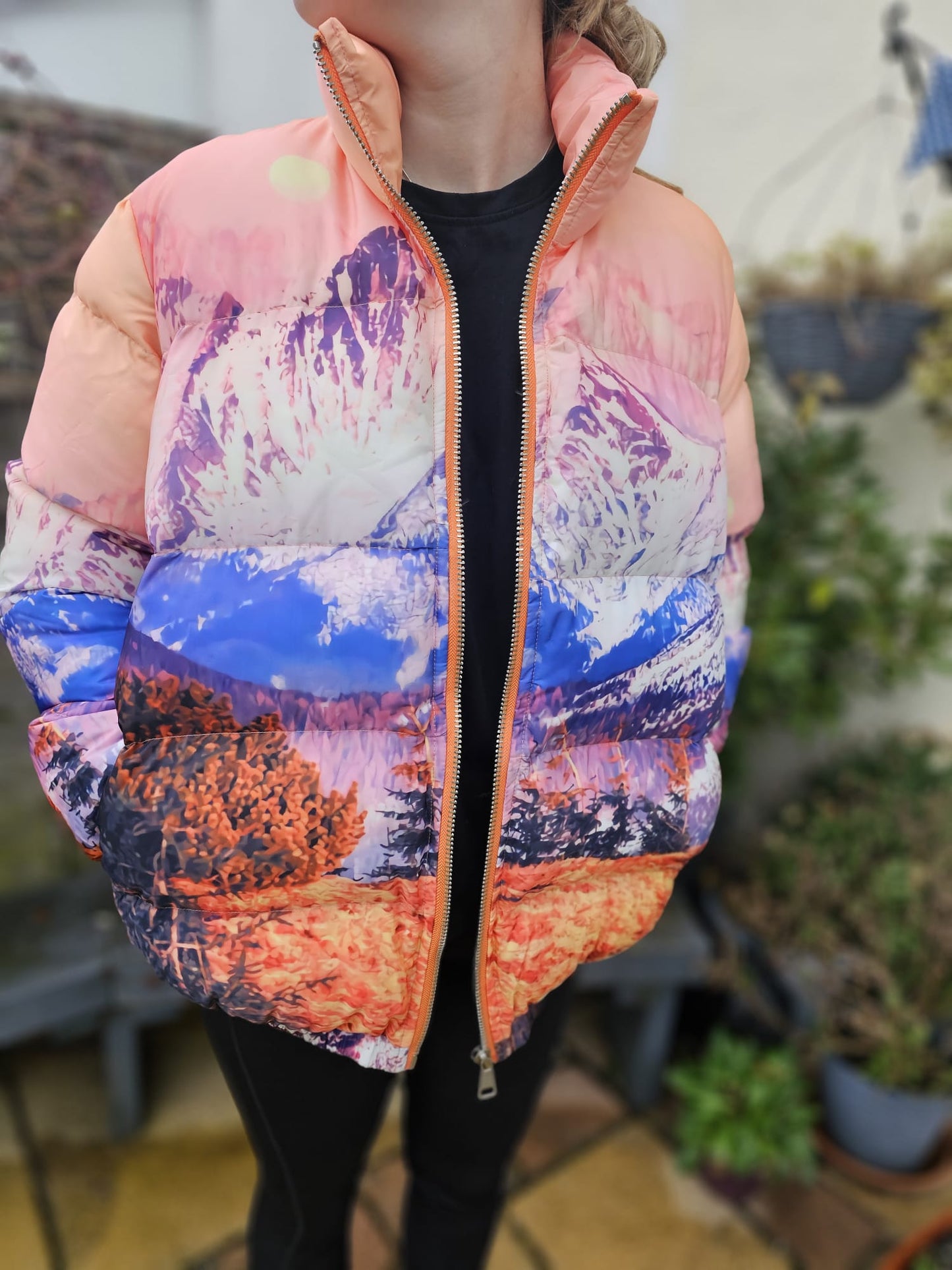 Women's Nasty Gal Mountain Print Puffer Jacket Coat - 8/10