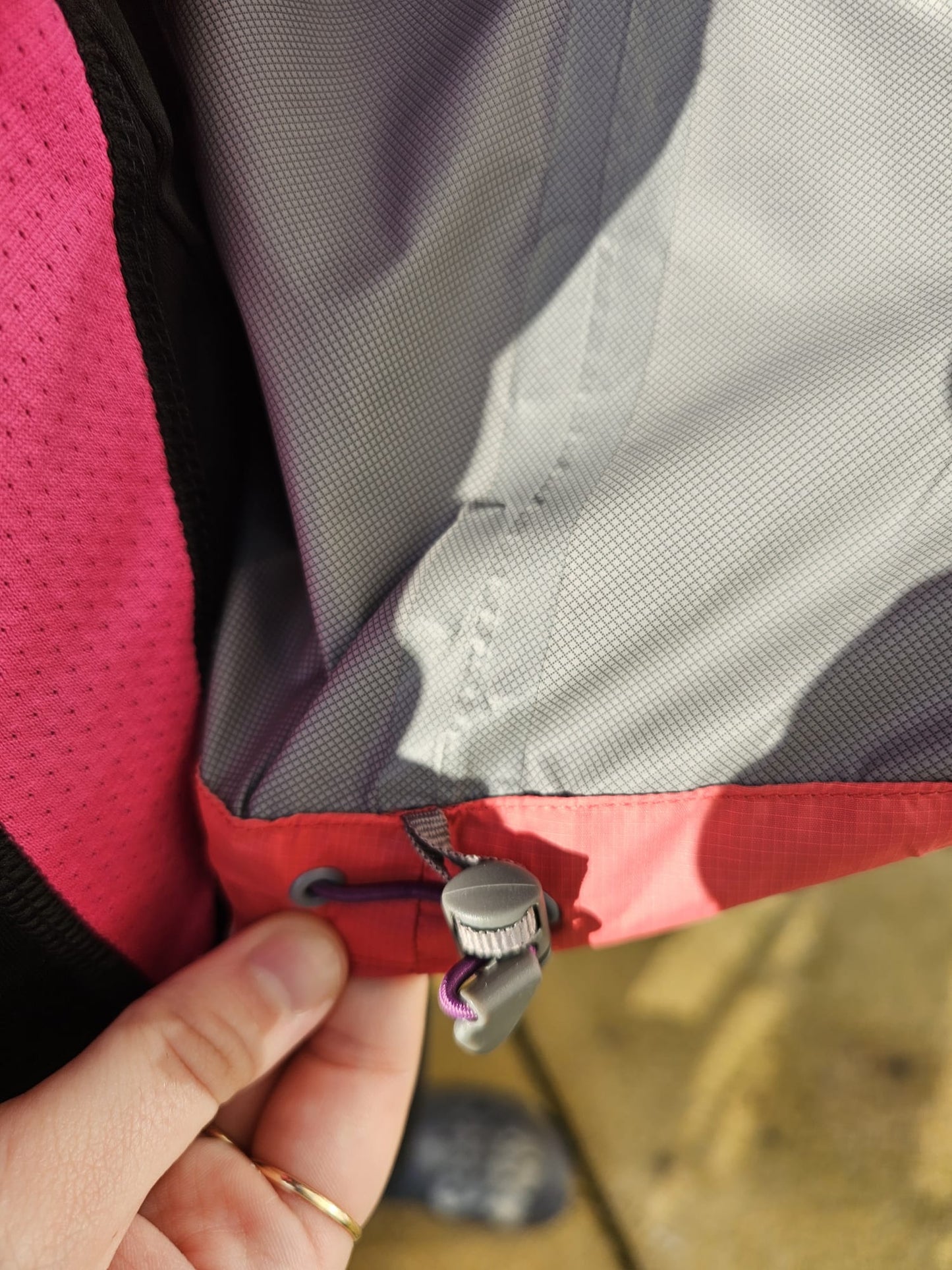 Womens Rab full zip hooded waterproof rain coat/jacket - UK 8 - Pinky/Red