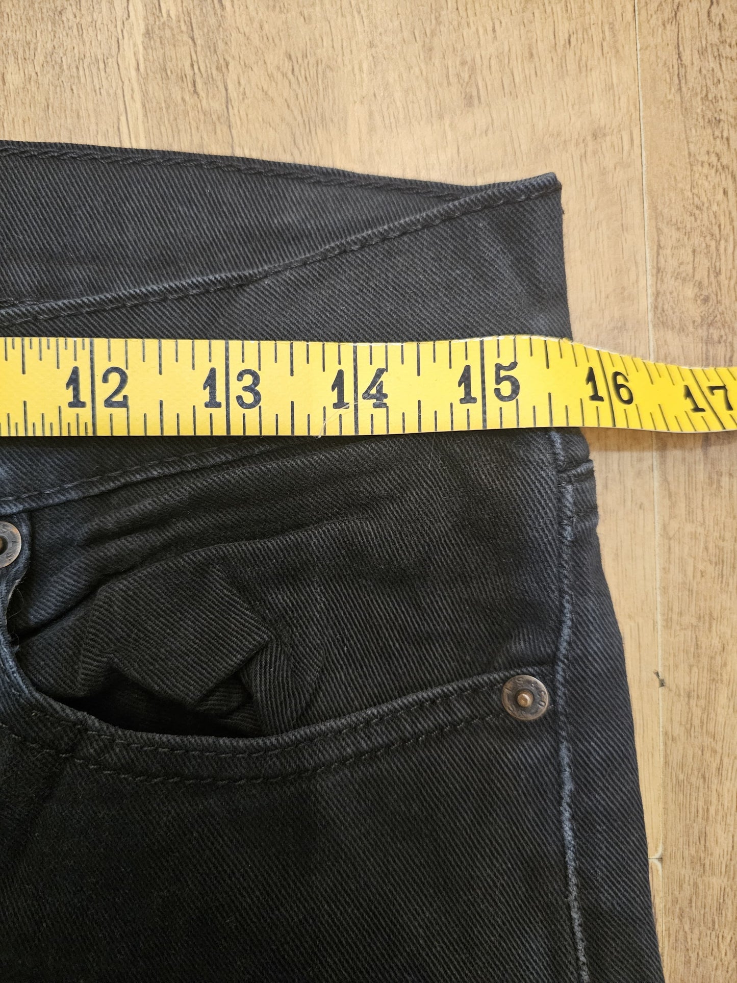Levi's Black Ripped Jeans 501 Skinny Fit - W31/28L