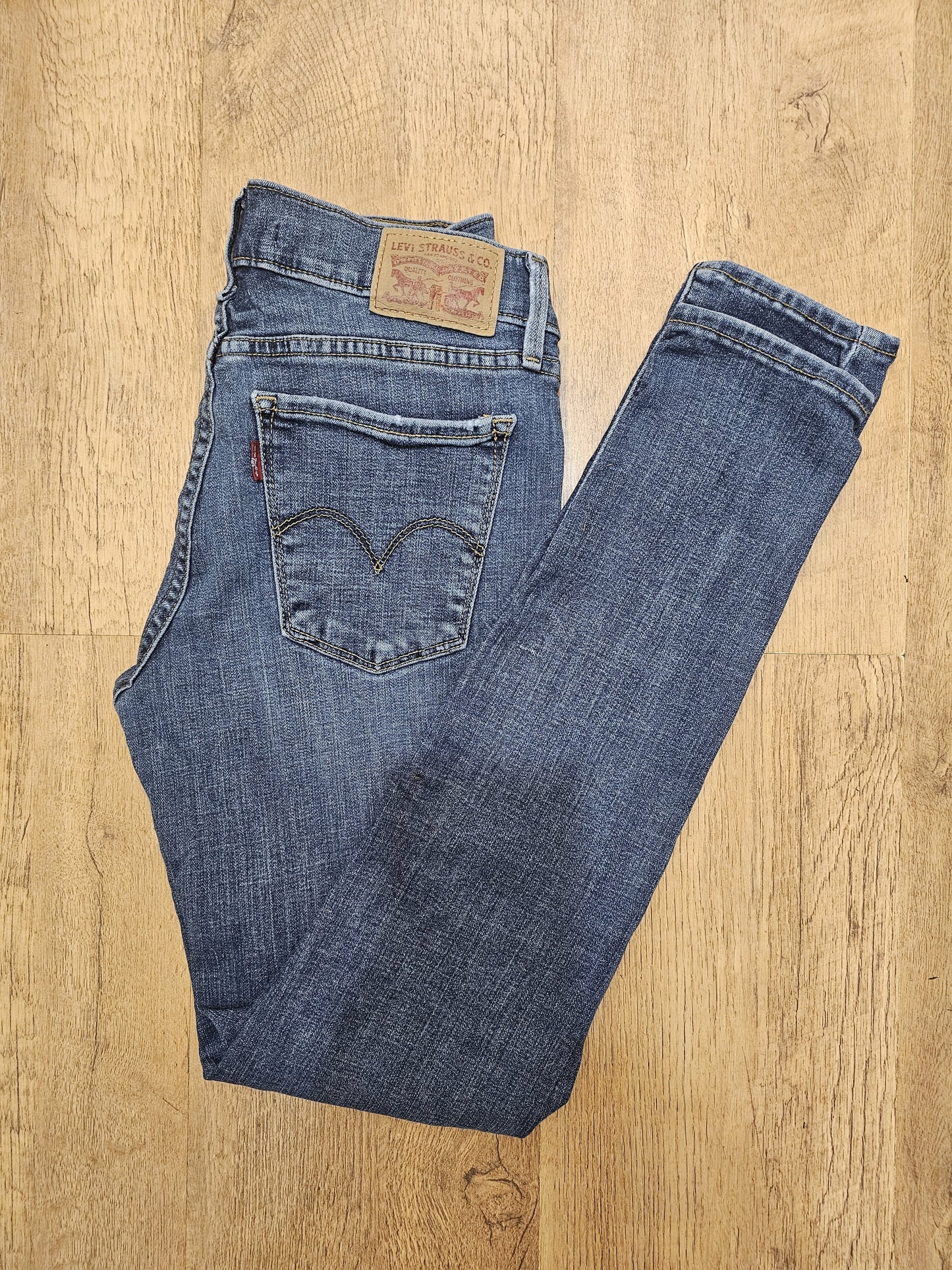 Levi's Womens Blue Mid Rise Jeans 710 Super Skinny - W27/29L (C. UK 8)