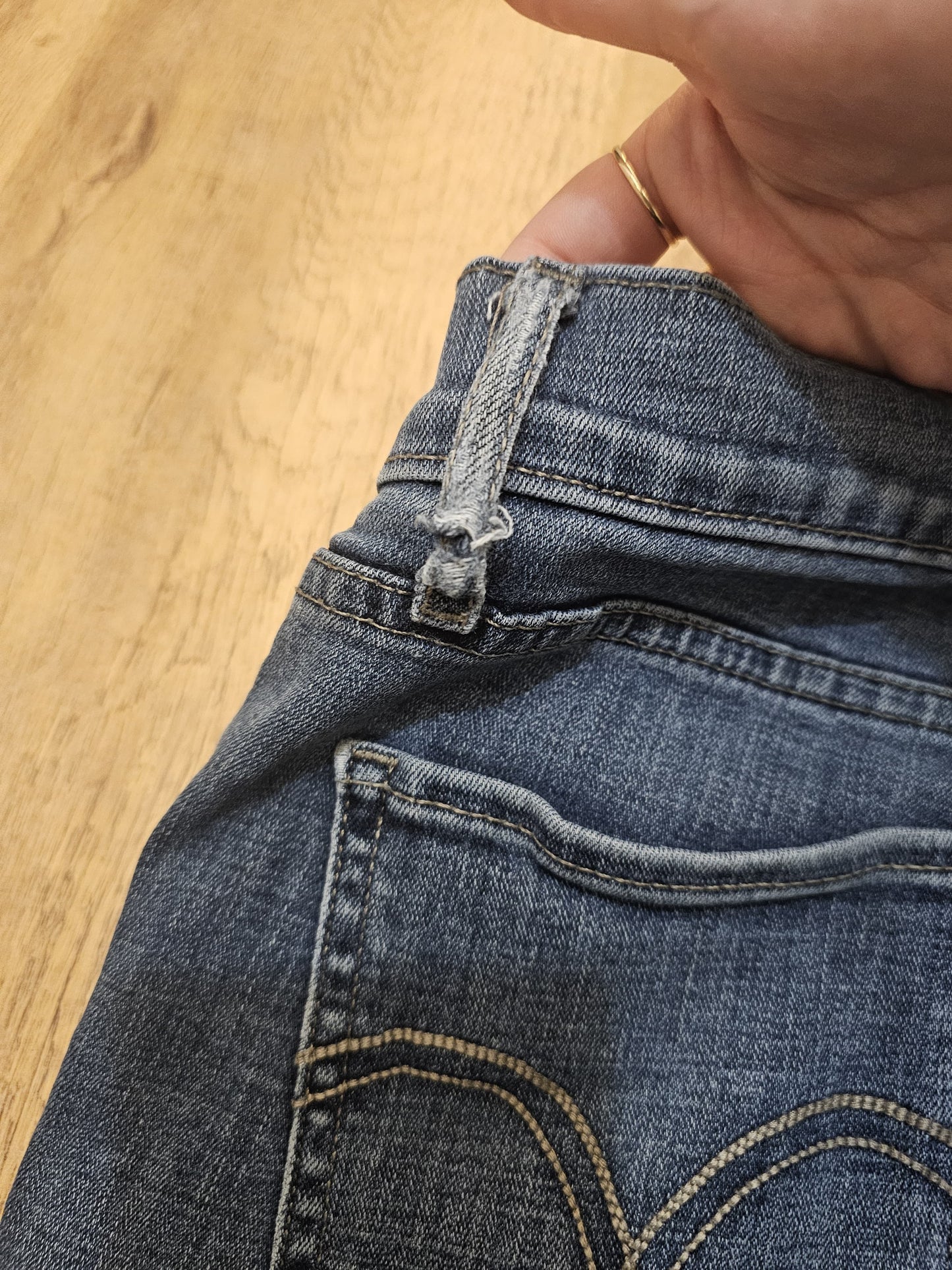 Levi's Womens Blue Jeans 514 Skinny Fit - W29/31L (C. UK 12)