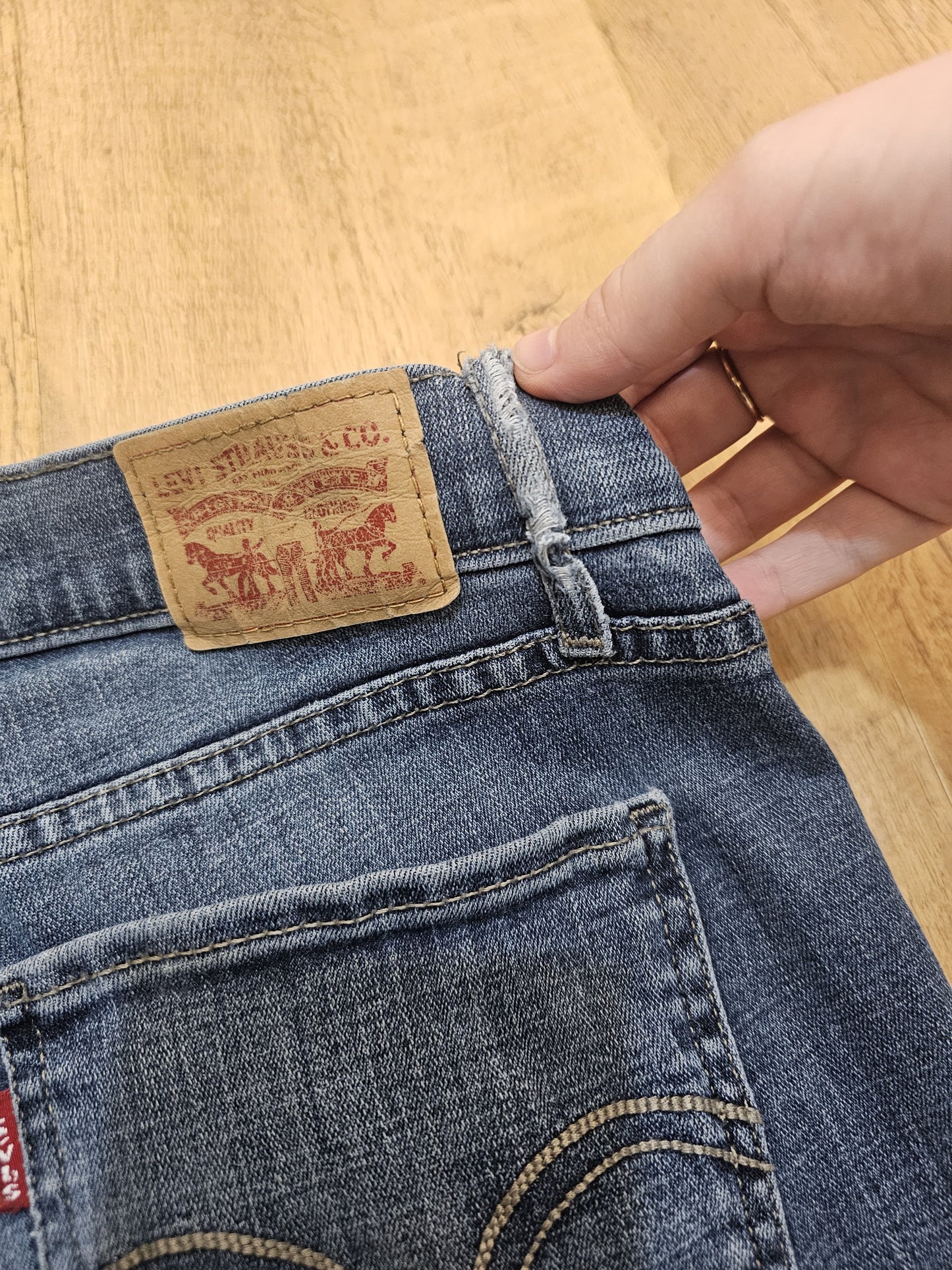 Levi's Womens Blue Jeans 514 Skinny Fit - W29/31L (C. UK 12)