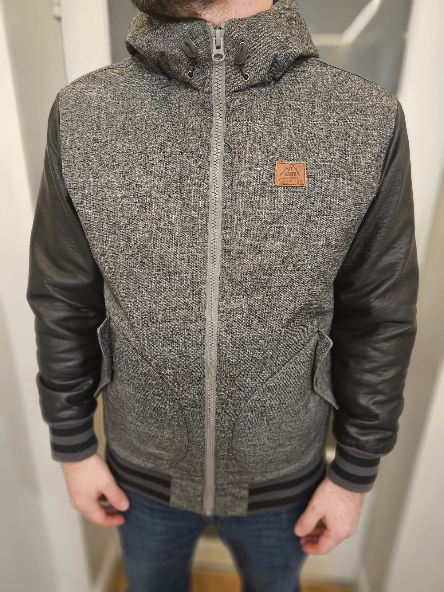 Awesome Vans Rutherford Mountain Edition Jacket Coat M/Medium