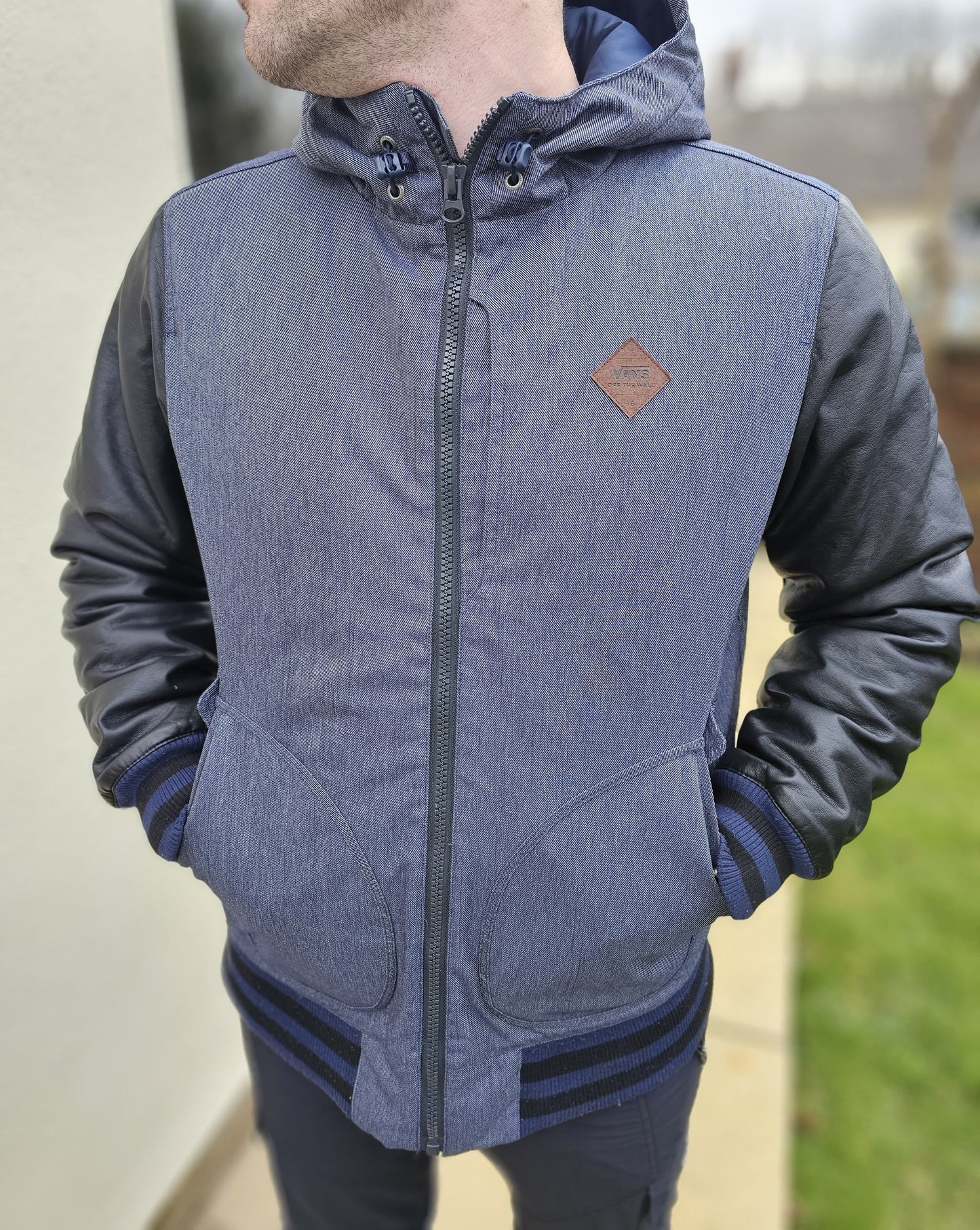 Awesome VANS Blue/Black Full Zip Hooded Coat/Jacket - M/Medium