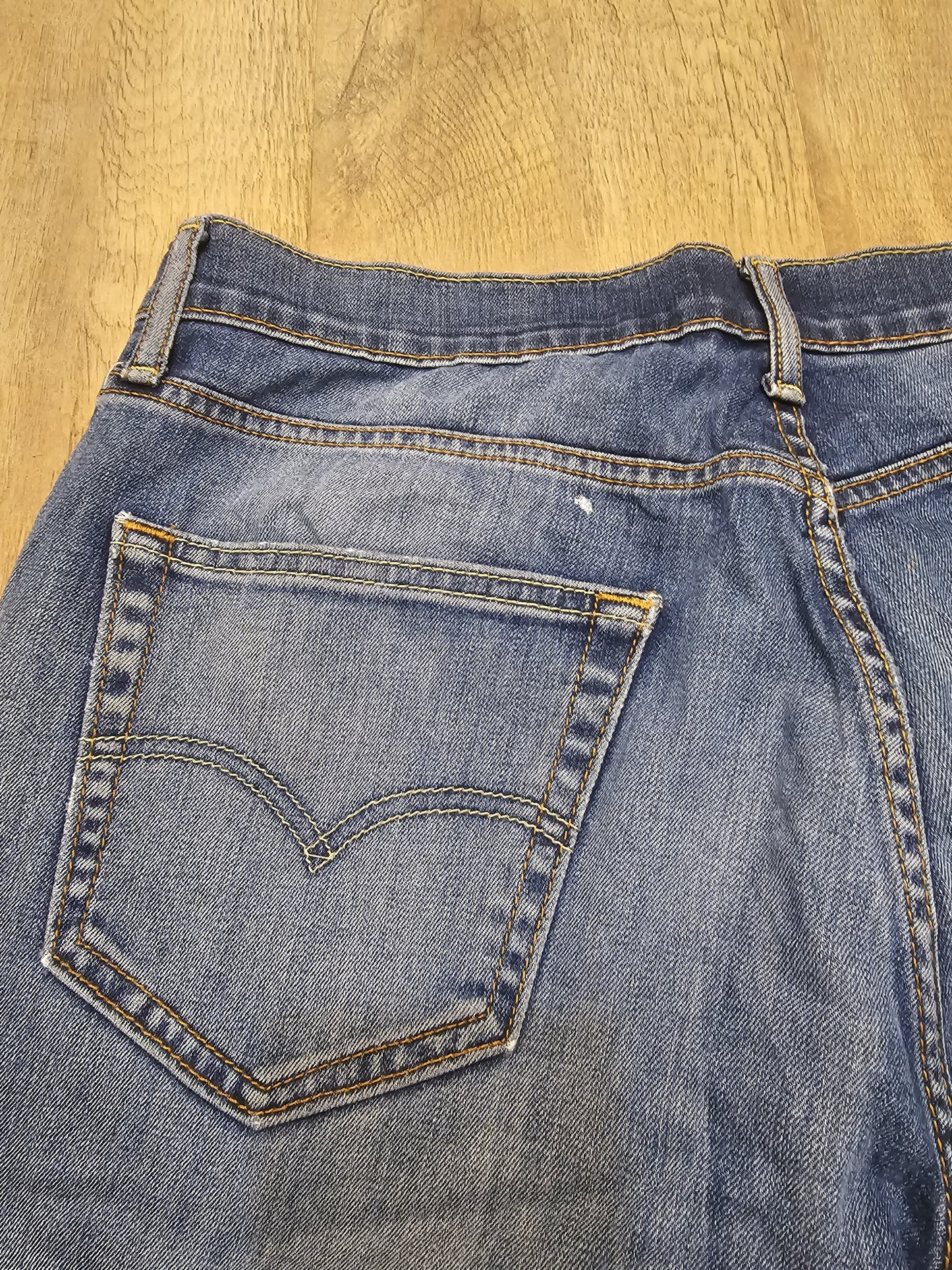 Levi's Blue Ripped Jeans 504 Straight Fit - W35/28L