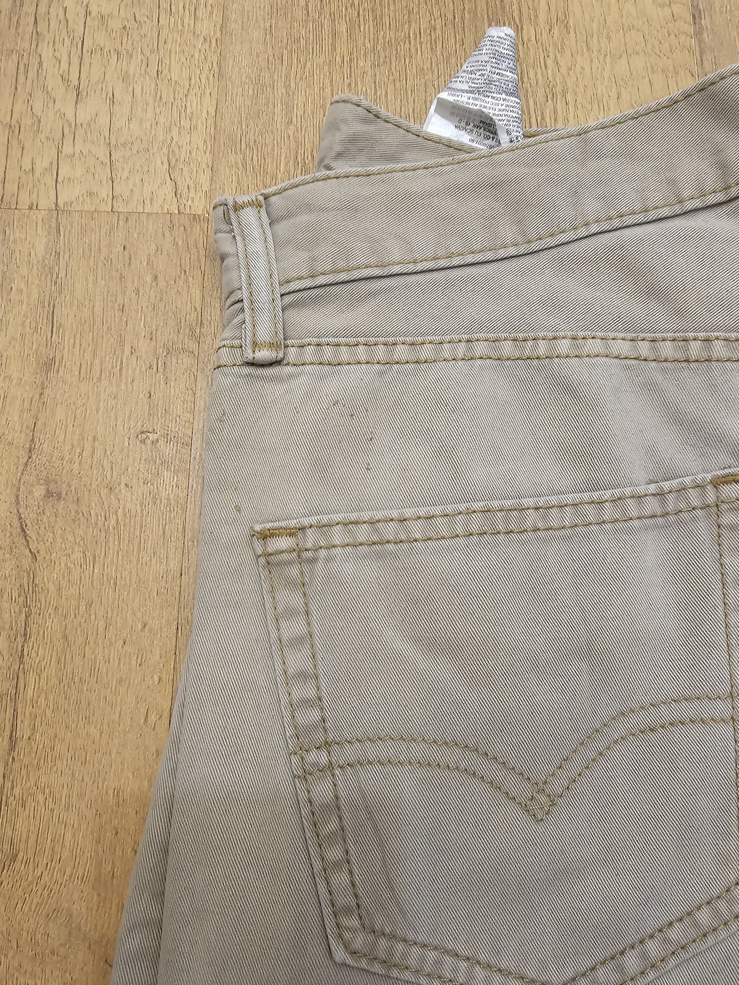 Levi's White Tabs Beige Jeans 508 Regular Taper Fit - W30/28L