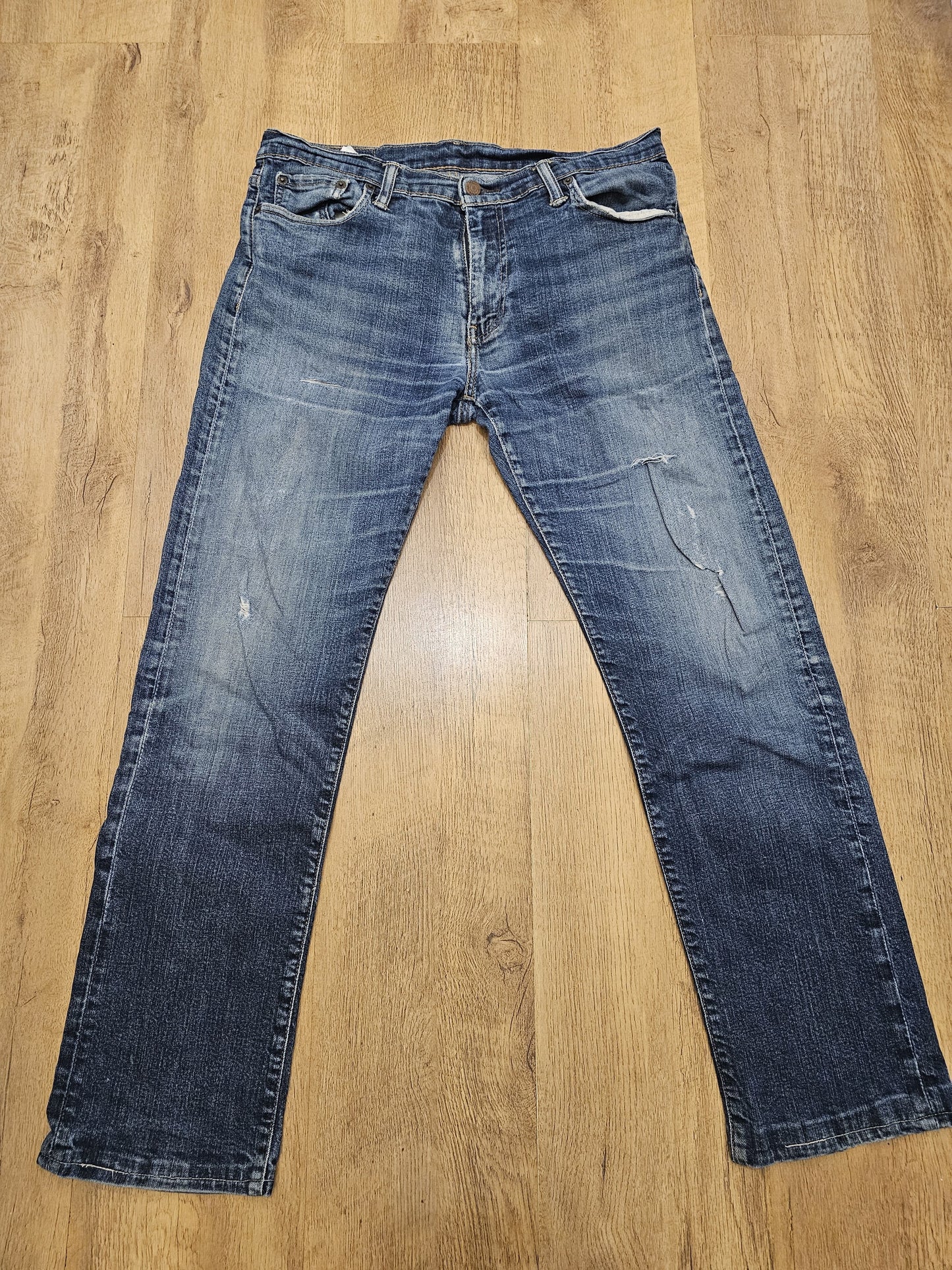 Levi's Blue Jeans 504 Straight Fit - W33/30L