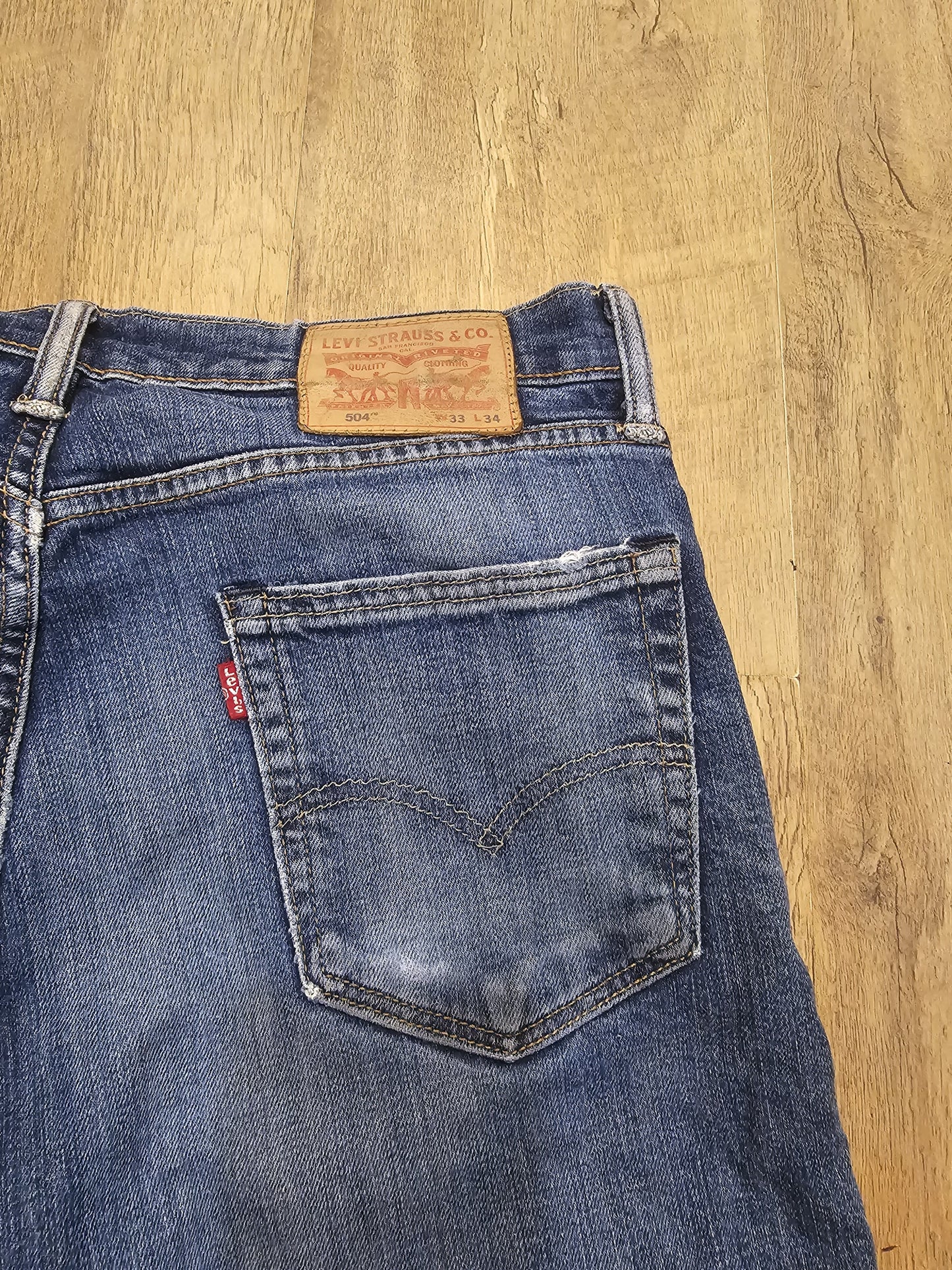 Levi's Blue Jeans 504 Straight Fit - W33/30L