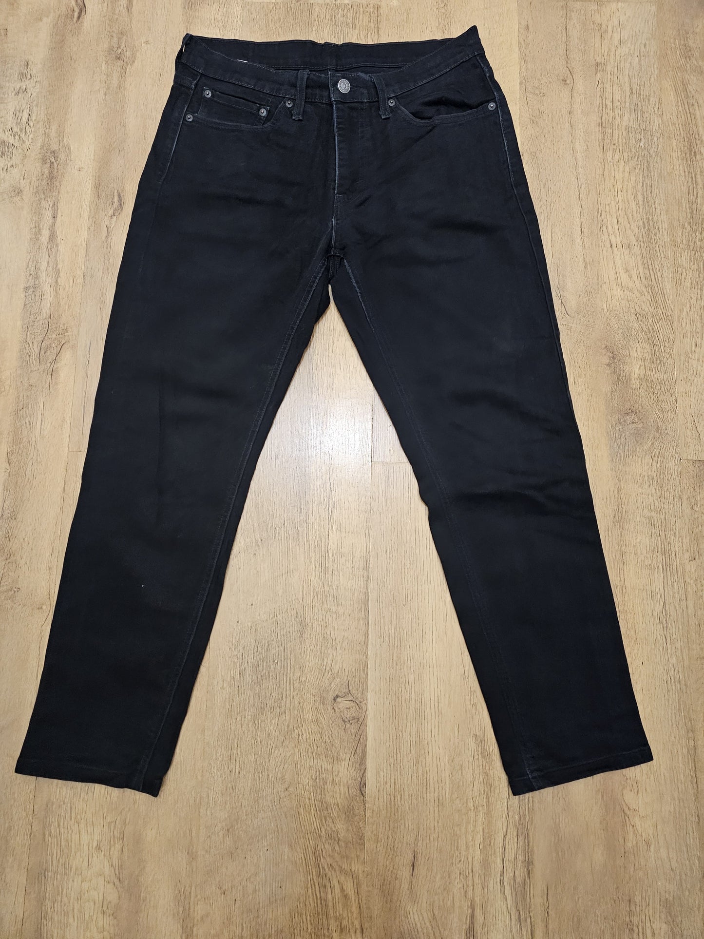 Levi's Black Jeans Athletic Taper Fit  - W32/28L