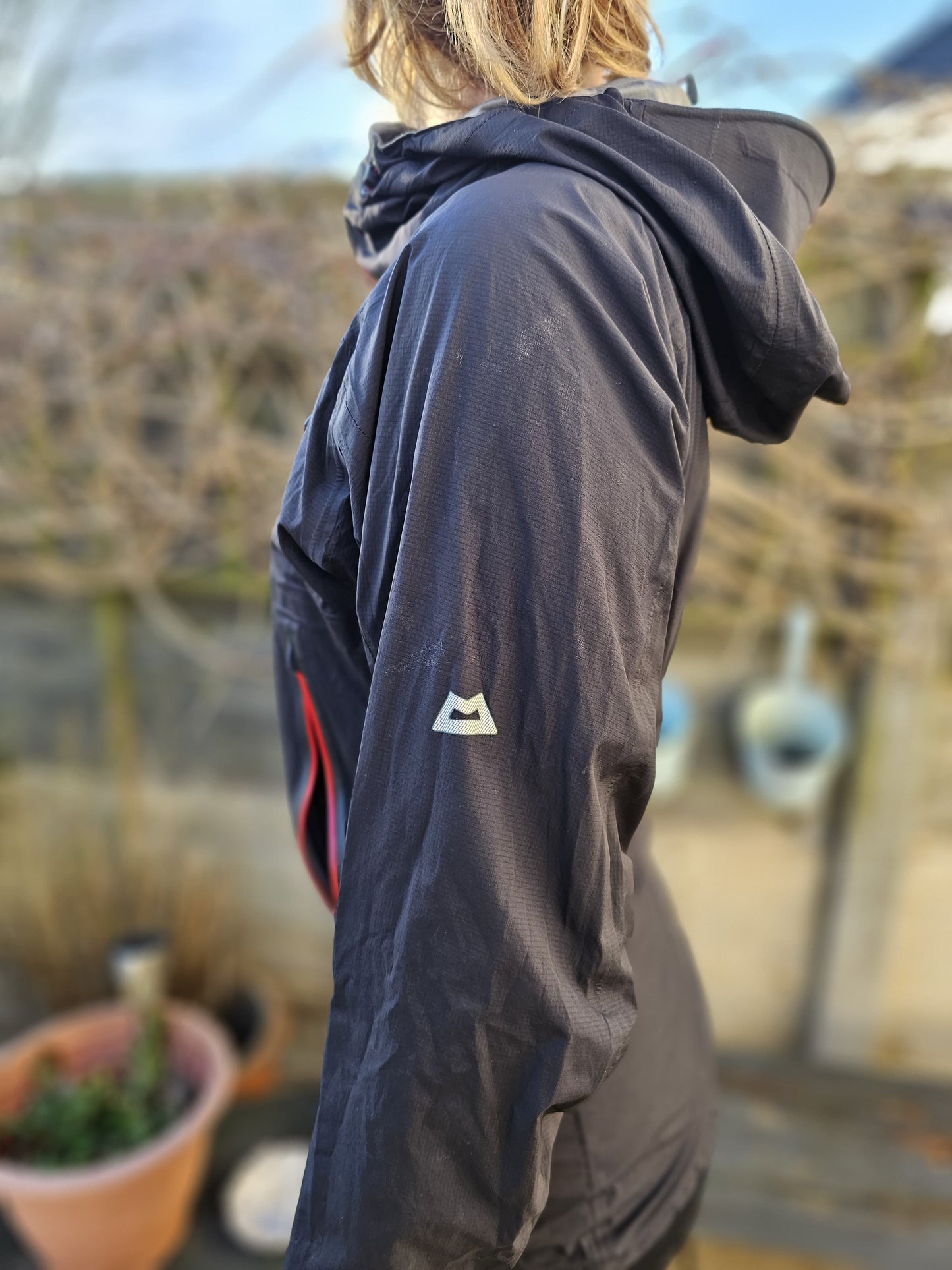 Mountain Equipment Hard Shell Gore-Tex Jacket Full Zip Peaked Jacket - Small/10