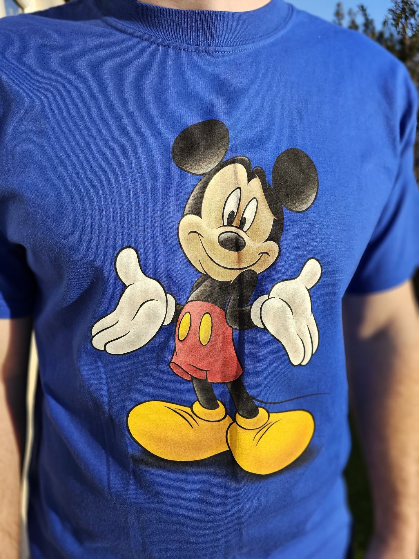 Genuine Walt Disney World Blue Mickey Mouse Short Sleeve T-Shirt -  NWT - M/Medium