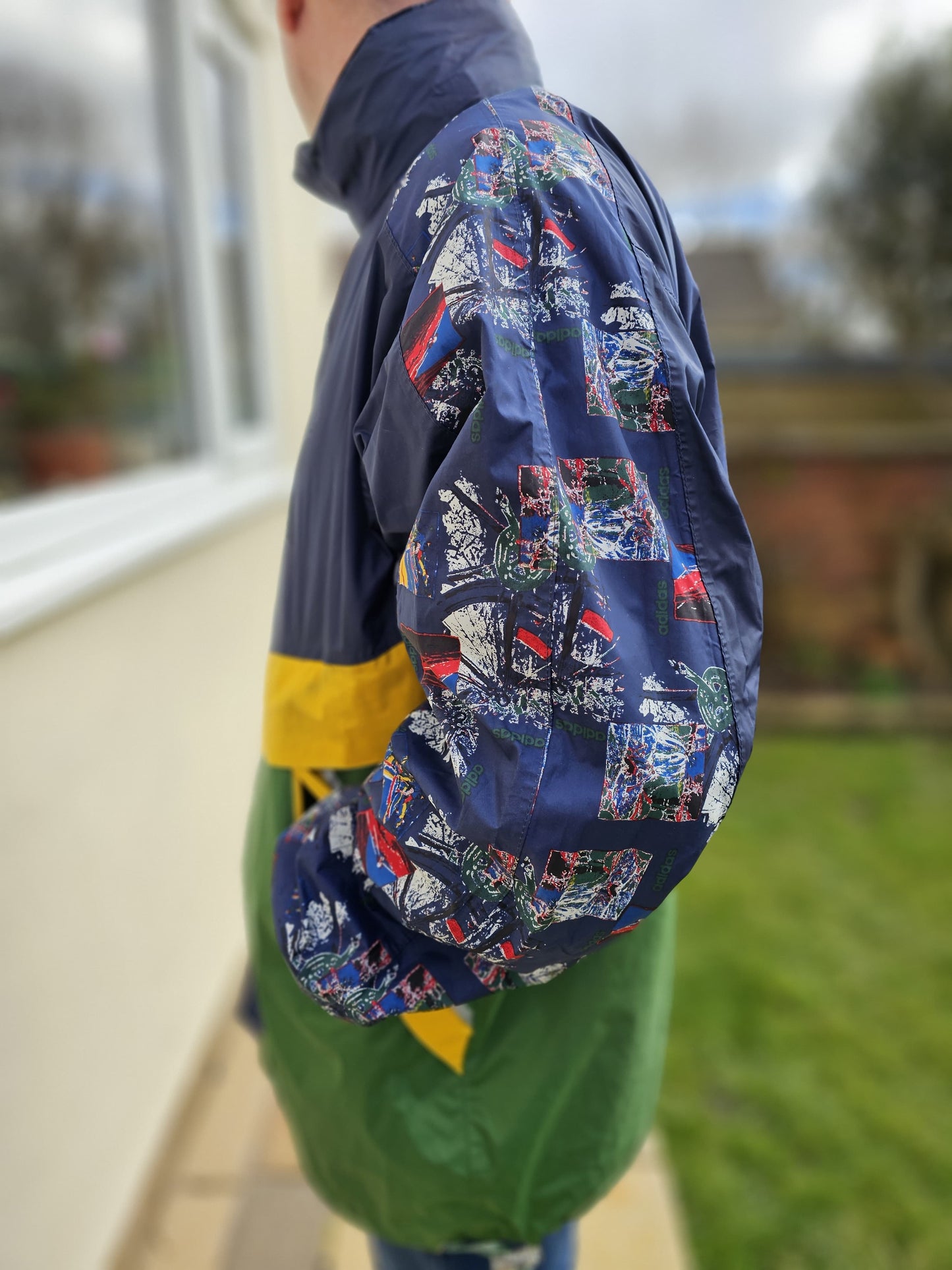 Vintage Adidas Windbreaker Jacket Packable Bum Bag 90s 46/48 XL**