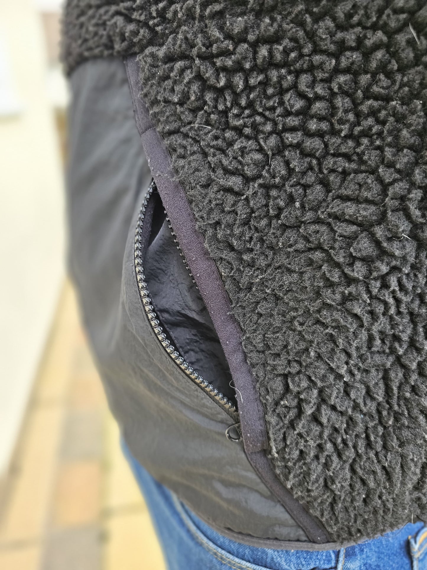 Nike Heritage Style Sherpa Fleece Jacket - M/Medium