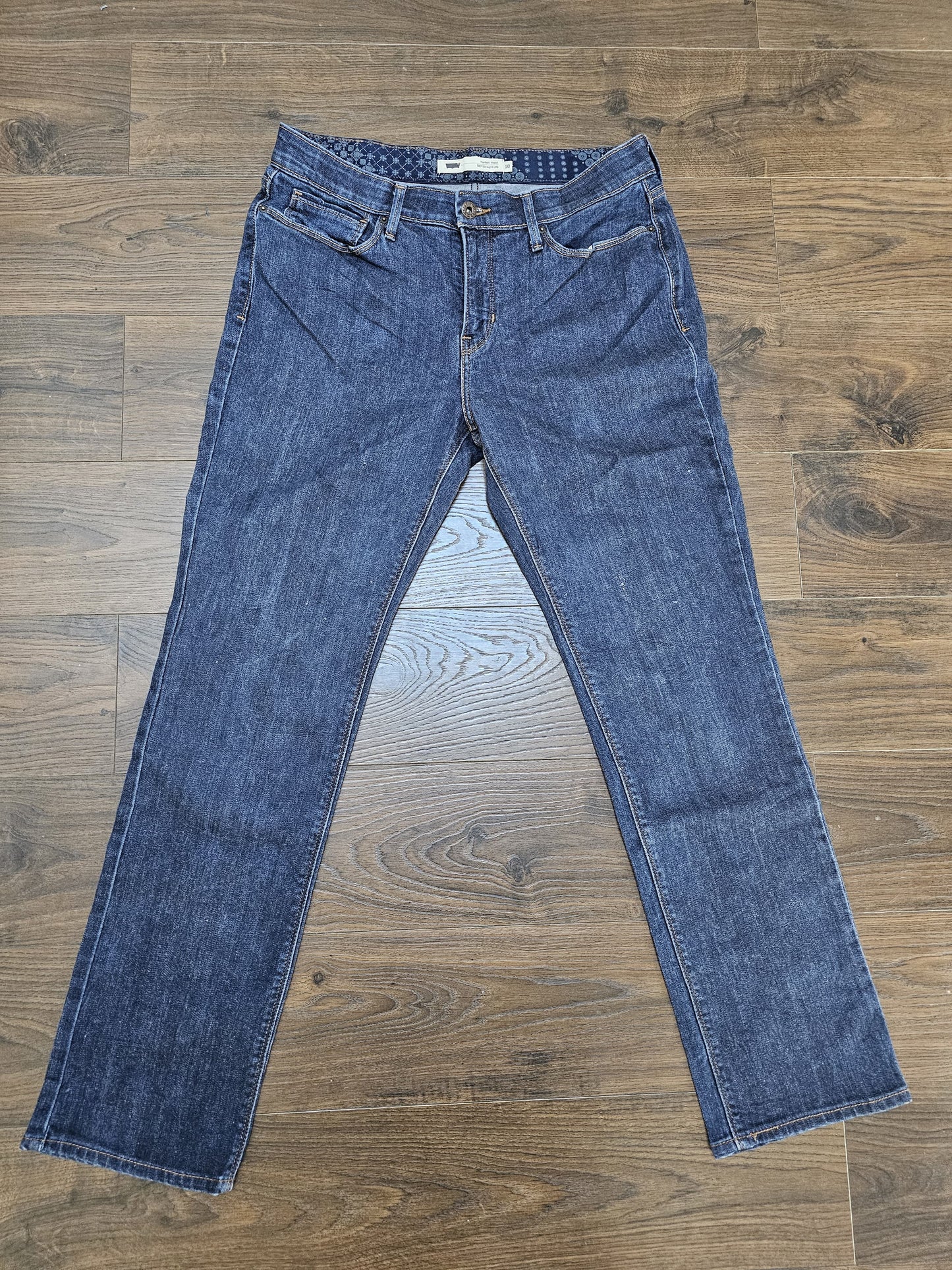 Levi's Womens Blue Jeans 525 Straight Leg 10S W32/30L