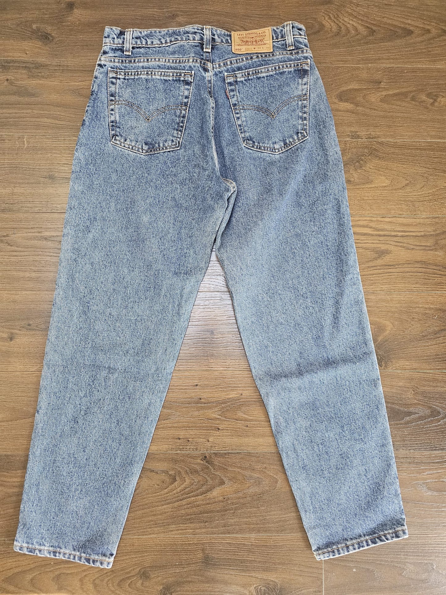 Levi's Vintage Mens Blue Jeans 550 Relaxed Fit Tapered Leg Fit W32/30L Denim