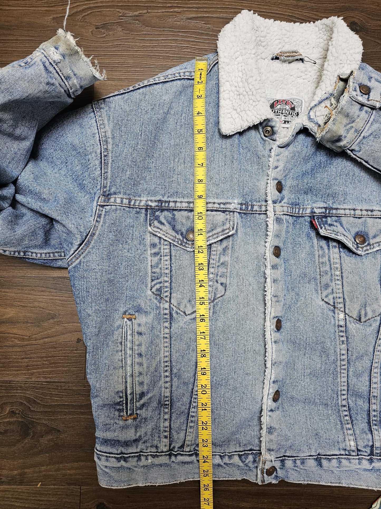 Vintage 1990's Levi's Light Blue Denim Sherpa Unisex Jacket - M/Medium