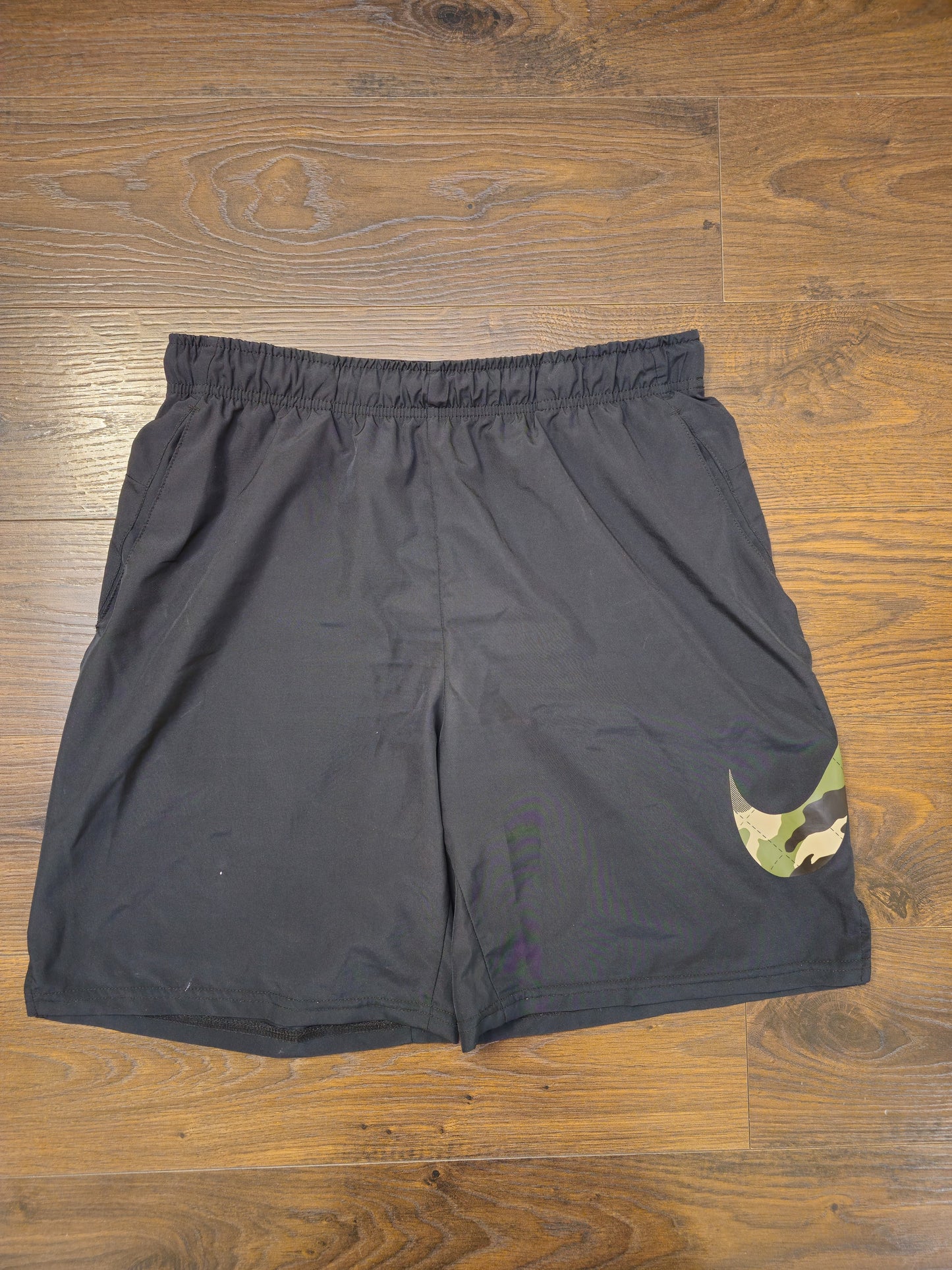 Nike/Carharrt Activewear SET Shorts Short Sleeve T-Shirt & Cap - M/Medium