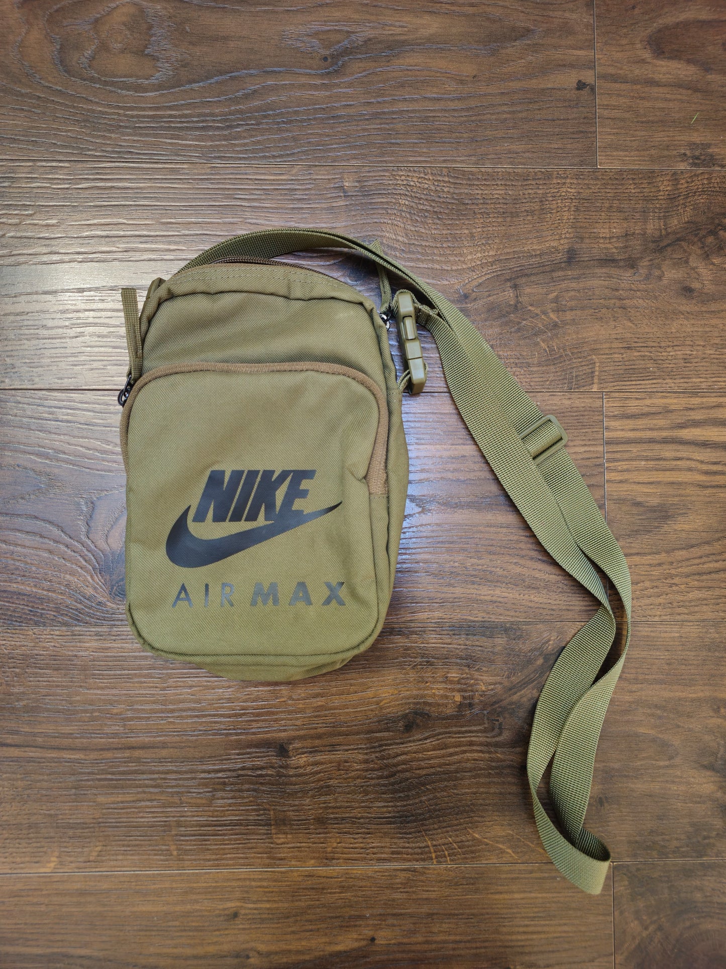 Nike/Air Max/Carharrt Activewear SET Shorts Short Sleeve T-Shirt Cap Shoulder Bag - L/Large