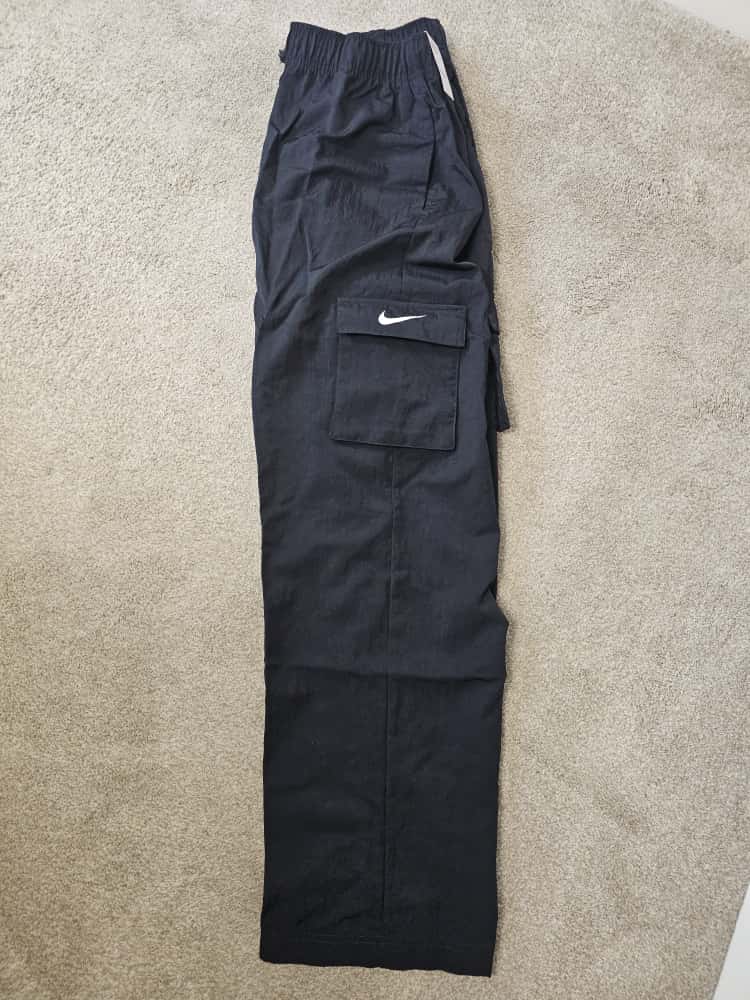Nike Womens Black High-Rise Woven Cargo Pants/Trousers - M/Medium / 12-14