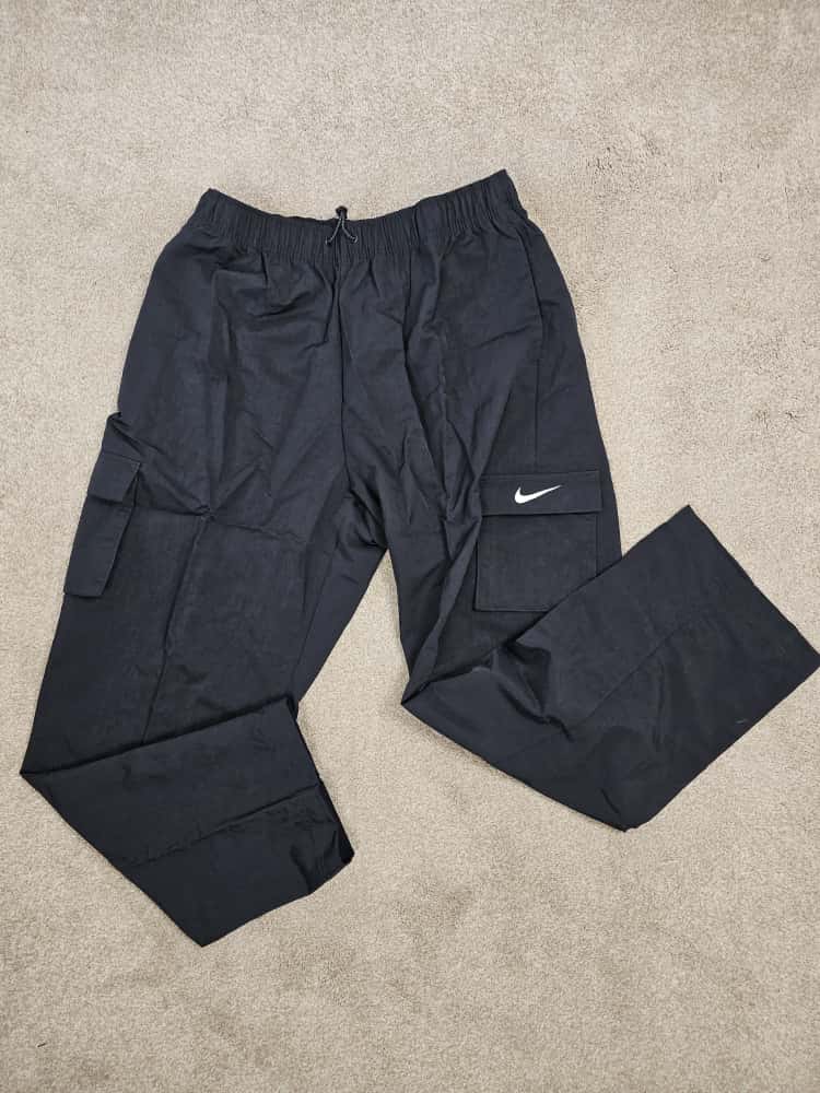 Nike Womens Black High-Rise Woven Cargo Pants/Trousers - M/Medium / 12-14