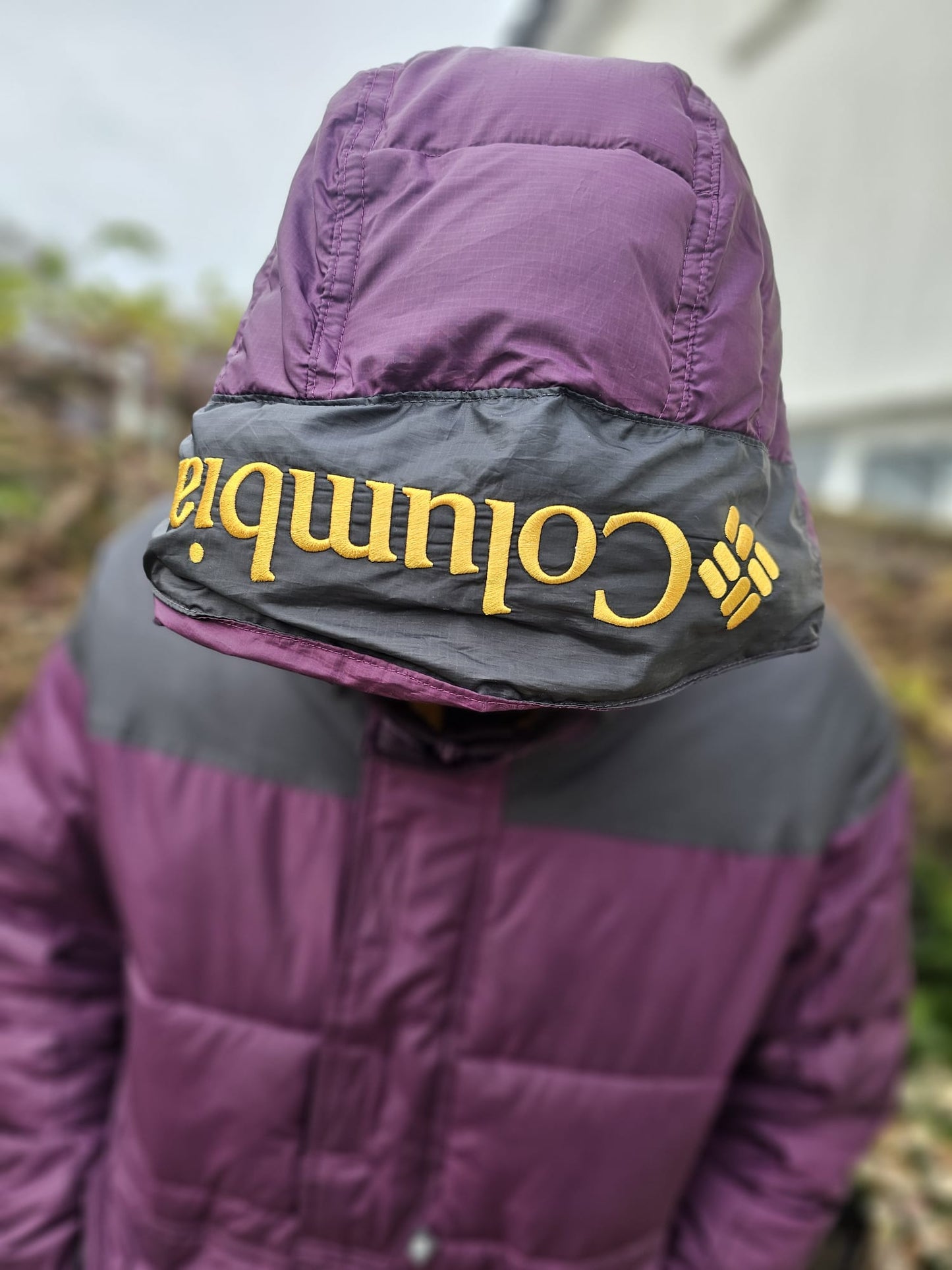 Awesome Columbia Lodge Pullover Cherry Puffer Jacket - M/Medium